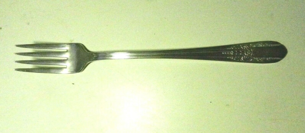 1939 REFLECTION Pattern FORK Wm Rogers Mfg Co Extra Plate Original Silverplated
