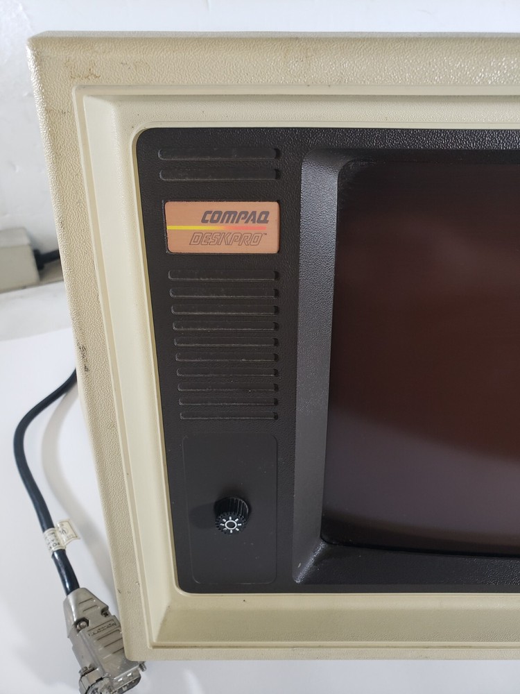 Compaq Deskpro TM DSM Type 12CQM31