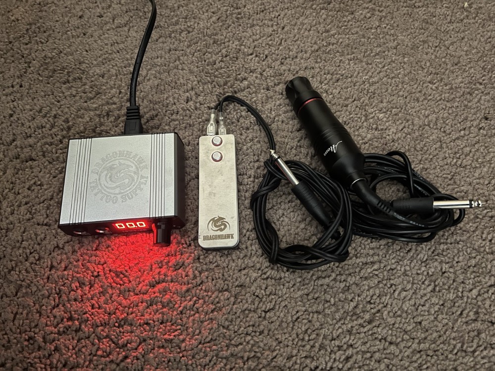 Dragonhawk Mini P077 Silver/Black with accessories