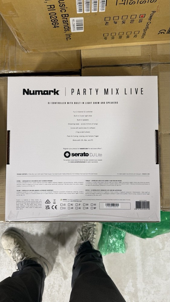 Numark Party Mix Live Double Deck Controller Built-in Speakers Light Show USB