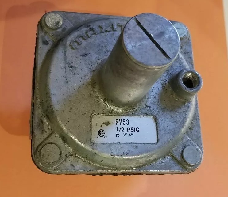 MAXITROL MODEL RV53-3/4 GAS PRESSURE REGULATOR