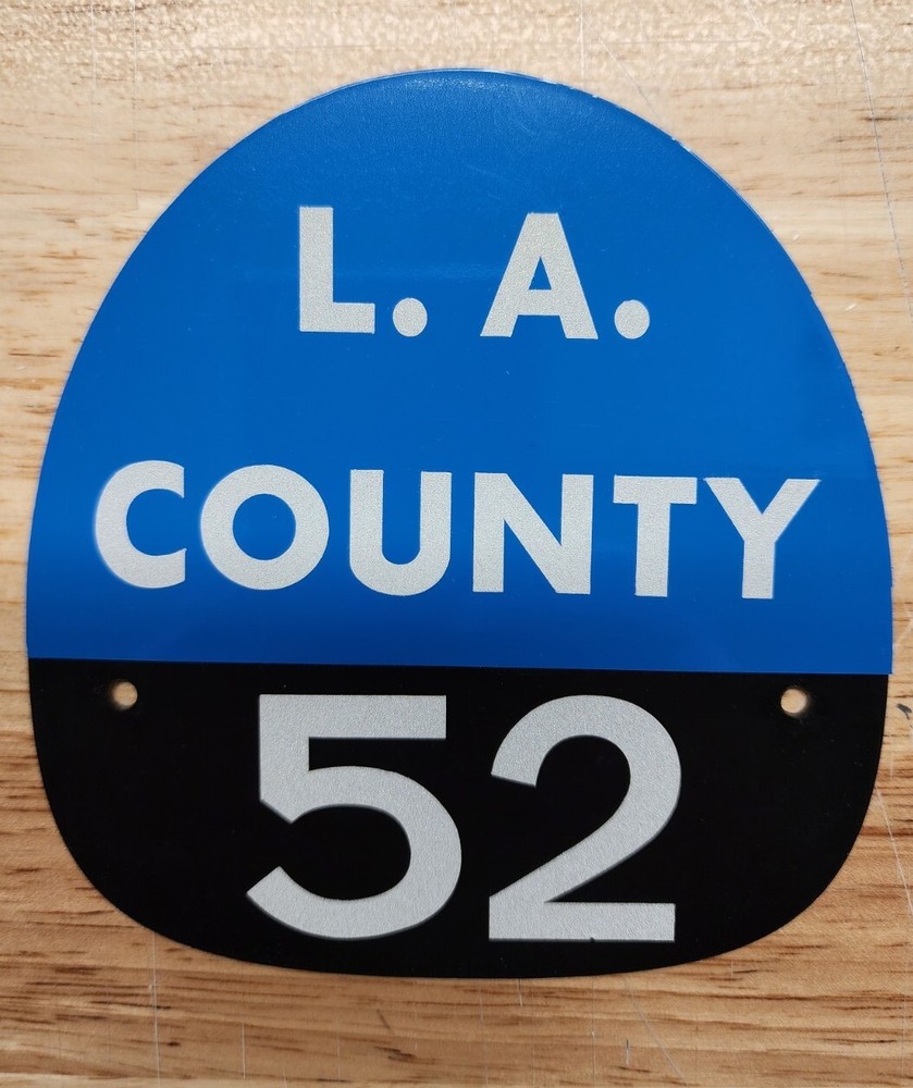 LA COUNTY 52 FIRE HELMET SHIELD