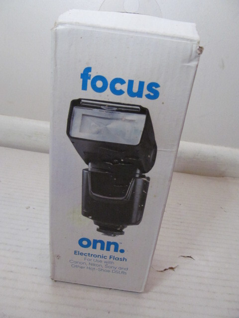 ONN Focus Electronic Flash for Use with Hot-Shoe DSLRs