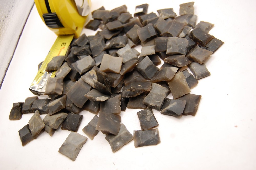 Medium Muzzleloader Blackpowder Flint flints 4 you will get four