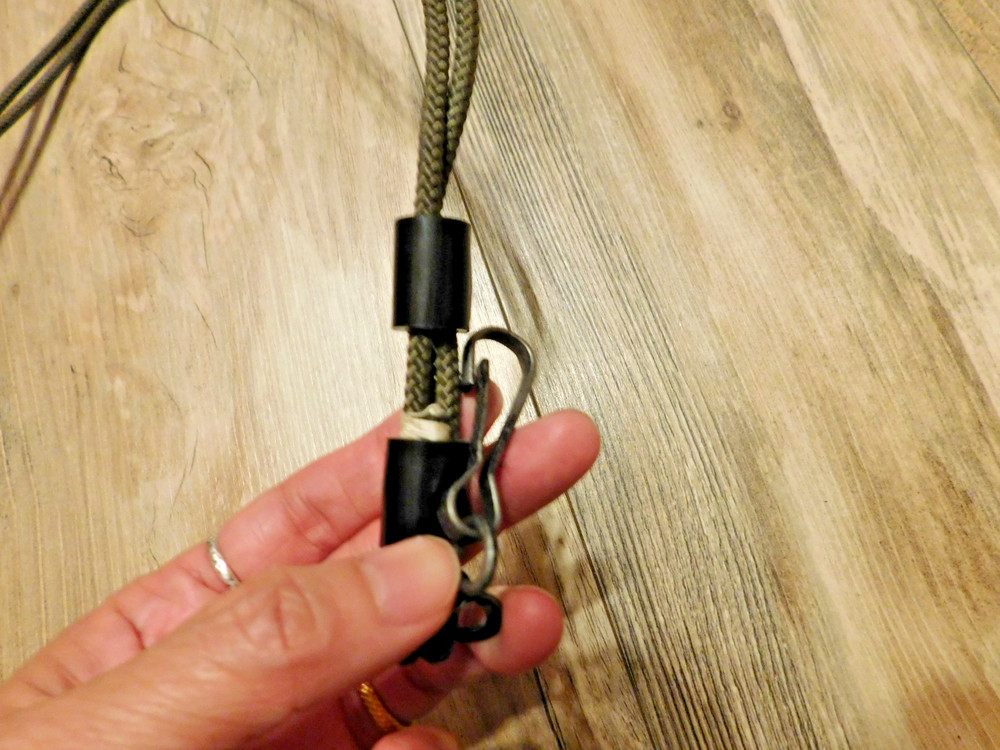 US MILITARY GREEN LANYARD