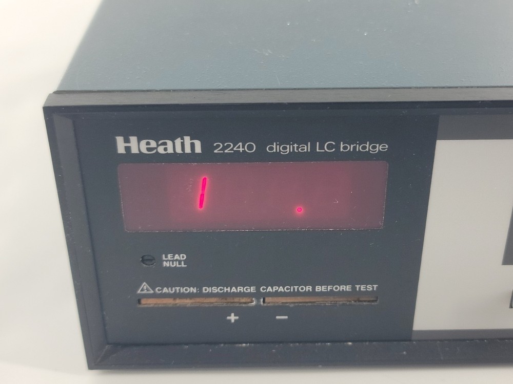 Heathkit IT 2240 Digital LC Bridge Powers On Working