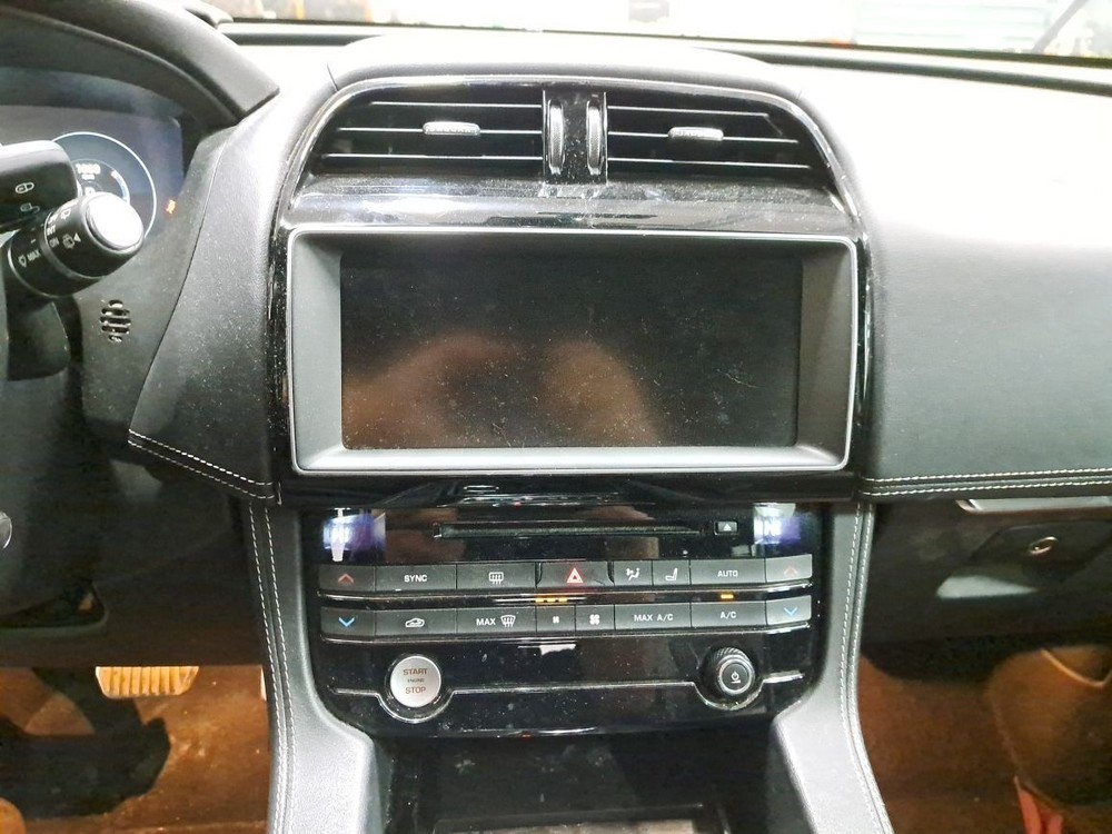 2017 F-pace Display Screen Sku#4282155