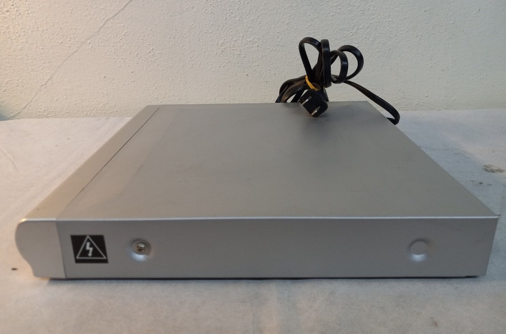 GPX D1816 DVD PLAYER - Working - No Remote