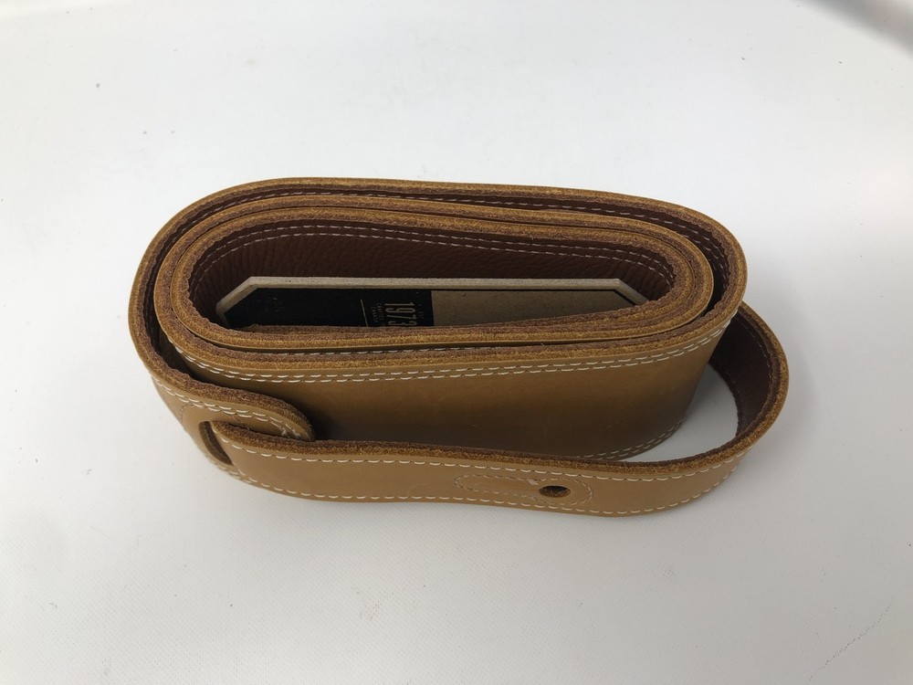 Levy's Leathers (M17BDS-Tan) Leather Guitar Strap