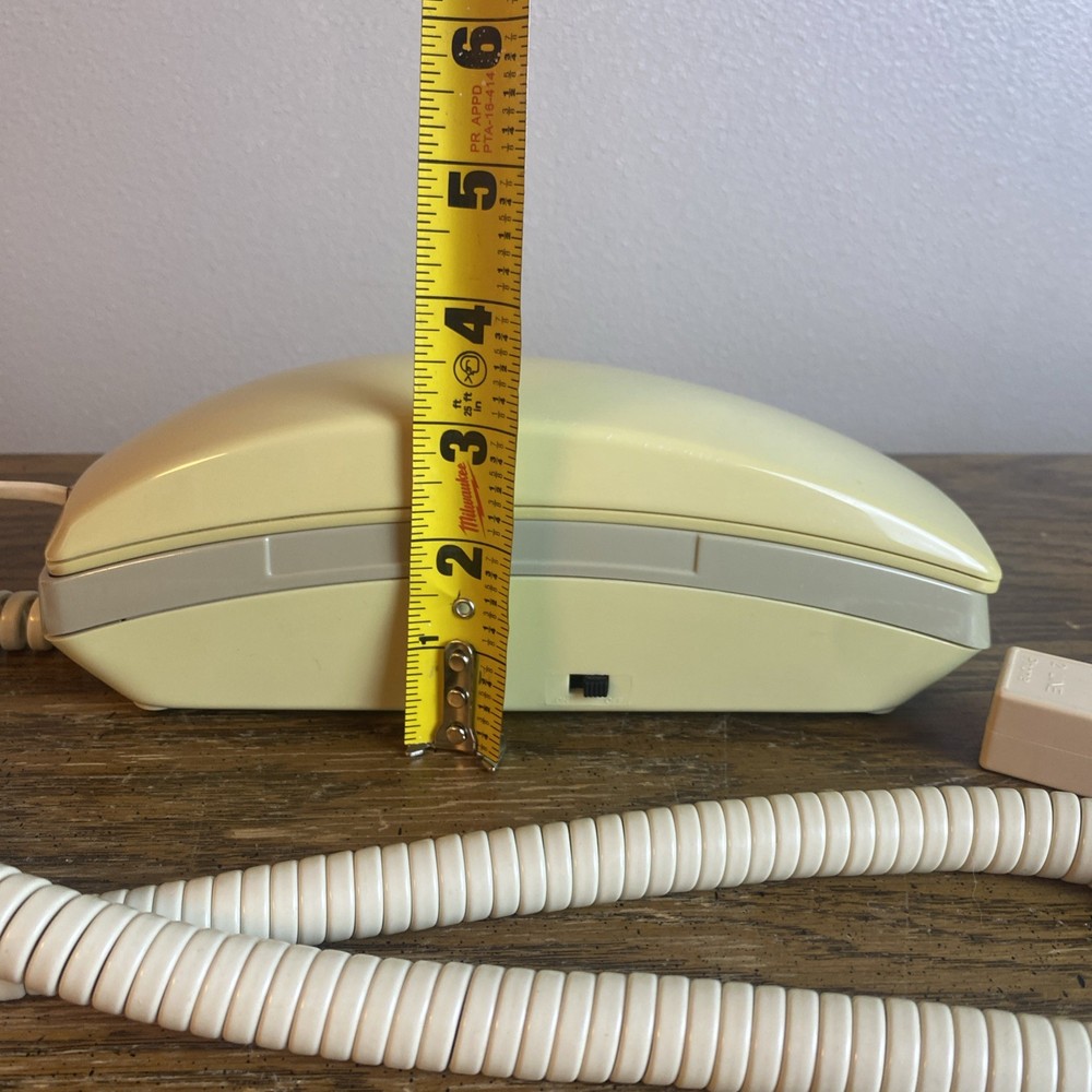 1995 Unisonic Model 6772 Wall Phone
