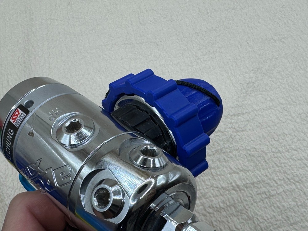 ACC-APEKS regulator EZ Valve cover