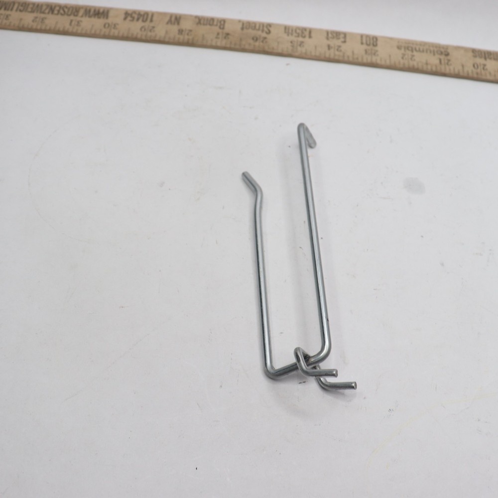 Metal Peg Hook Silver 4"