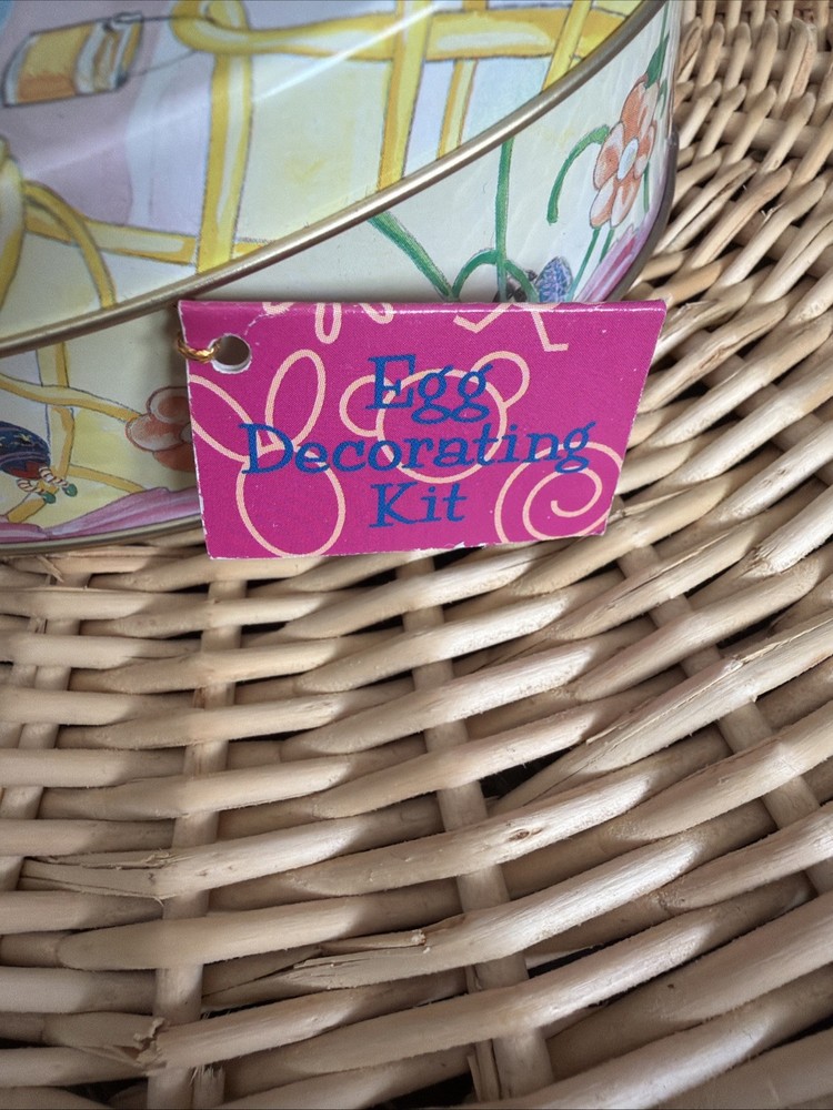 1993 NABCO "Egg Painting: Walking on Eggshells" Egg Decorating Kit