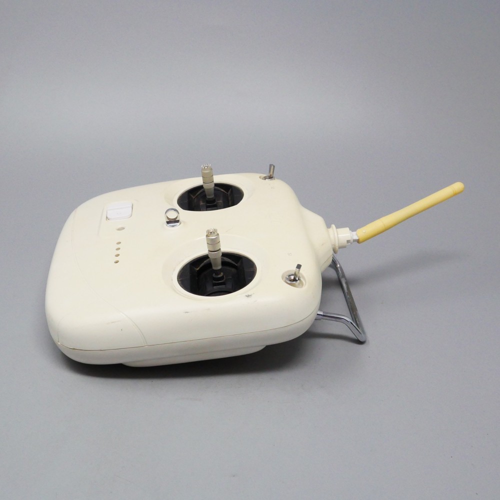 DJI Phantom 3 Standard Drone Remote Control GL358WA - Needs Repair