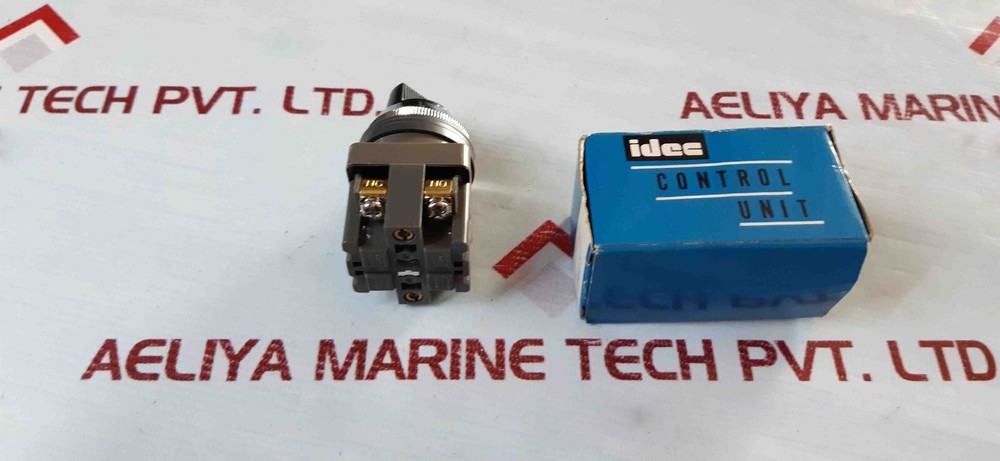 IDEC IZUMI ASN37S Selector Switch
