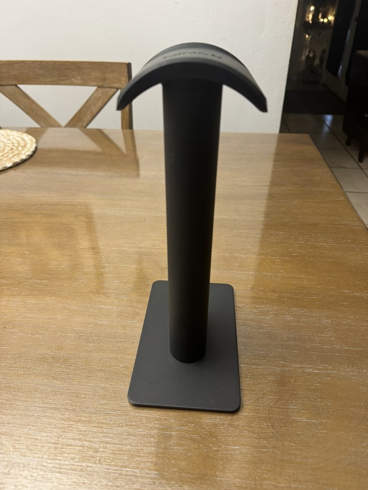 Kanto H2 Premium Universal Headphone Stand