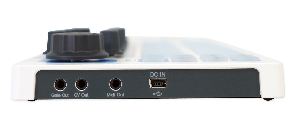 Arturia BeatStep 16-Step Analog Sequencer Midi USB DJ Pad Controller+Backpack