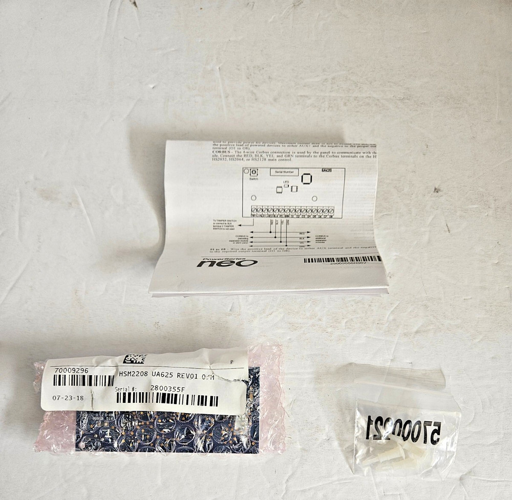 DSC HSM2208 PowerSeries Pro Neo Low Current Output Security Module NEW