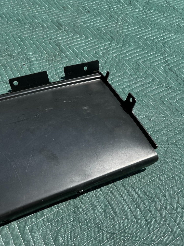 2018-2024 FREIGHTLINER CASCADIA FRONT RIGHT SIDE FORWARD WALL PANEL OEM