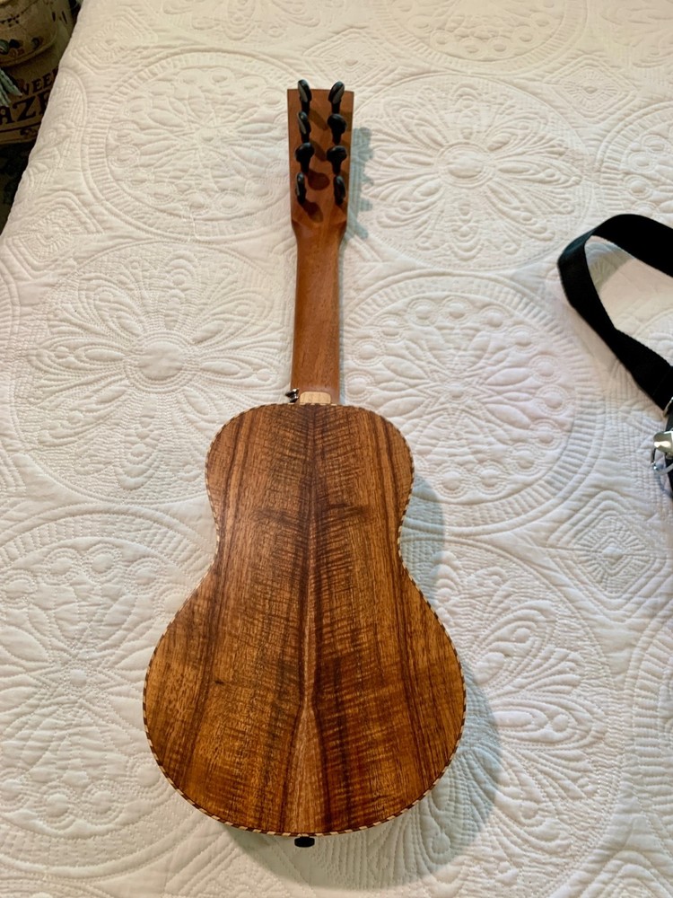 Mya Moe Concert Taropatch 8 string Ukulele - barely played