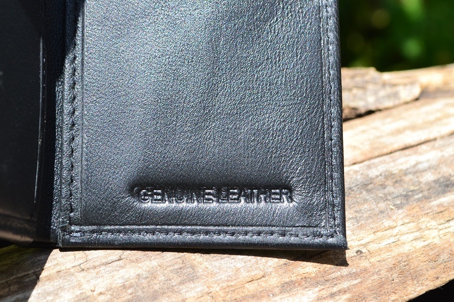Masonic Black Leather Tri-Fold Wallet - RFID Protected - Square and Compasses