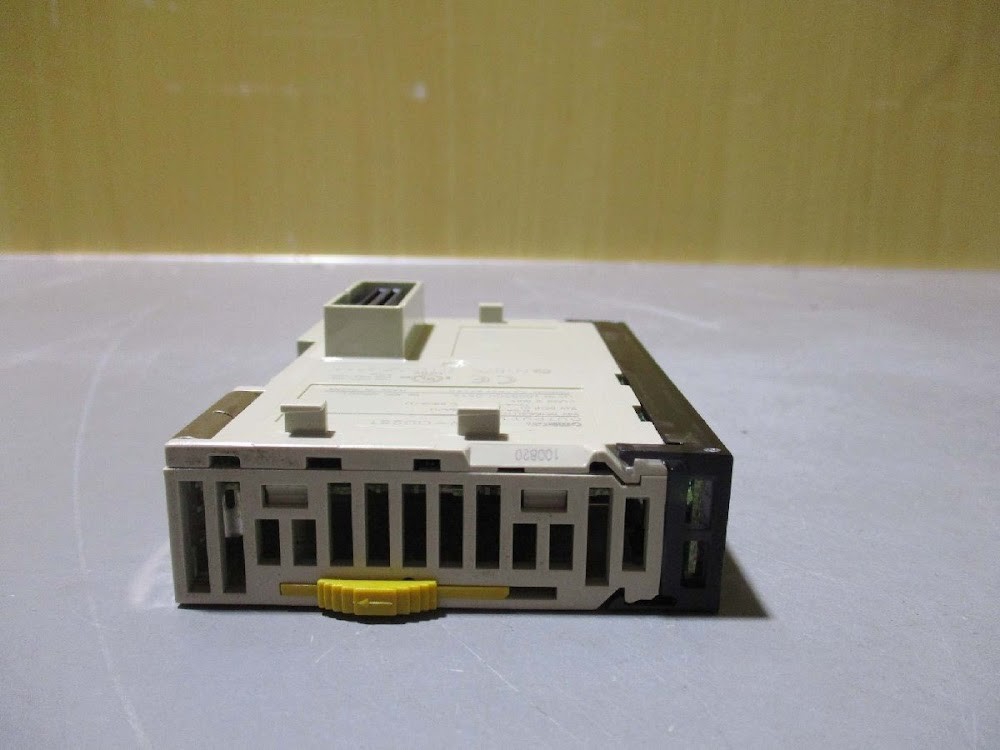 OMRON CJ1W-OD231 Output Unit Module Qty 2 USED #2