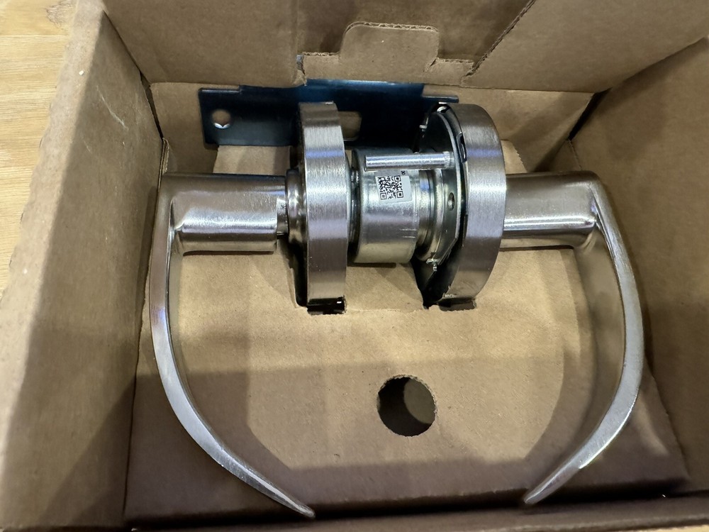 Sargent 10XU15-LP Cylindrical Passage Function Lever Lockset