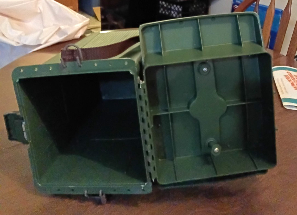 Woodstream Hunter Seat 9080 Green Storage Seat