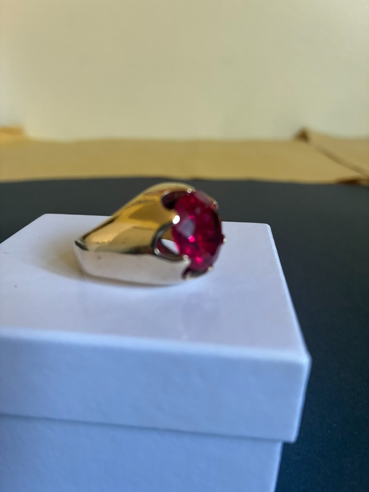 Men's 10K Gold Ring + Lab Created Ruby/Garnet Stone (Preowned)