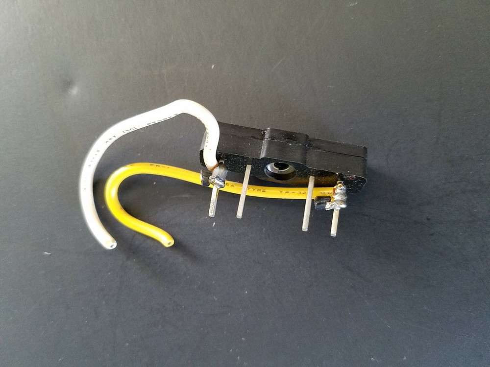 Original Plastic Connector For a Pioneer CT-F9191 Cassette