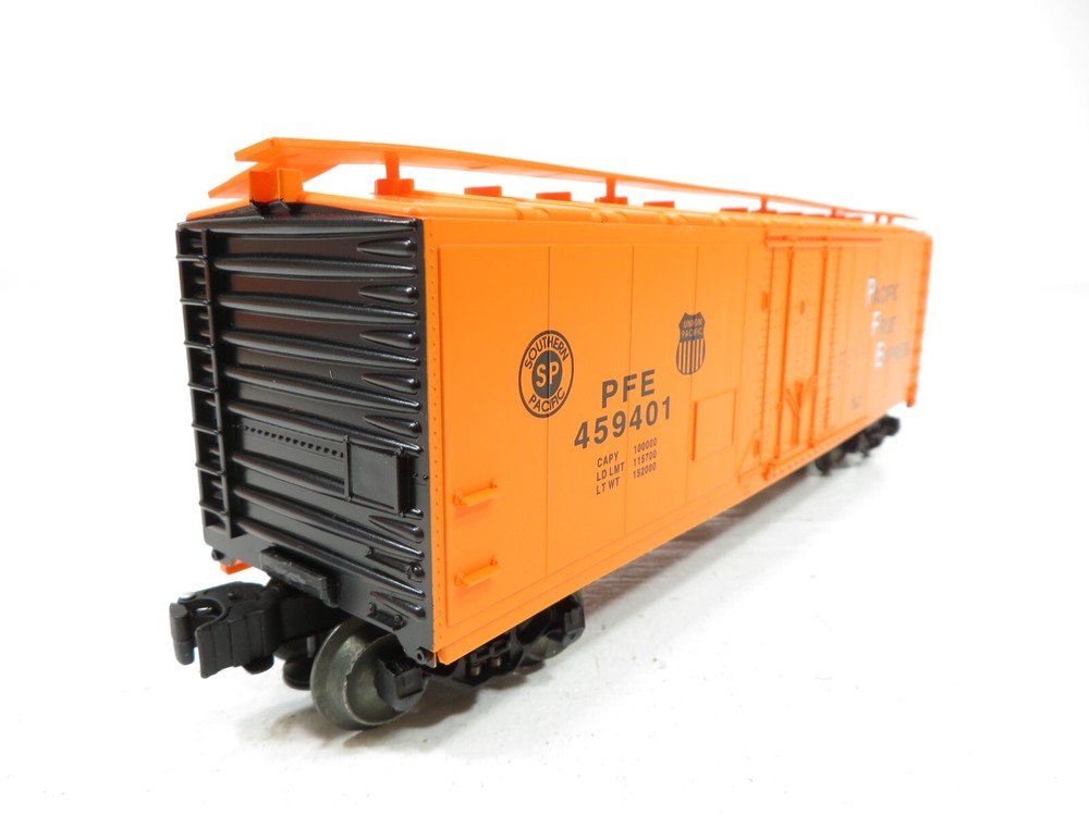 Lionel 6-17306 Pacific Fruit Express Reefer LN