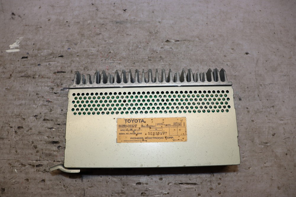 1998-2000 Lexus GS300 OEM Amp Amplifier Module OEM