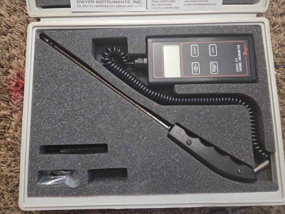 Dwyer Series 471 Digital Thermo Anemometer | Light Use | Complete Case & Probe