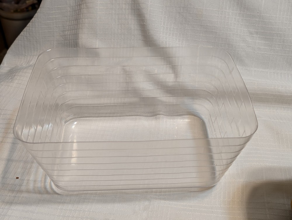 Longaberger Handwoven Basket 2004 Button Closure Fabric Liner w/Plastic Insert