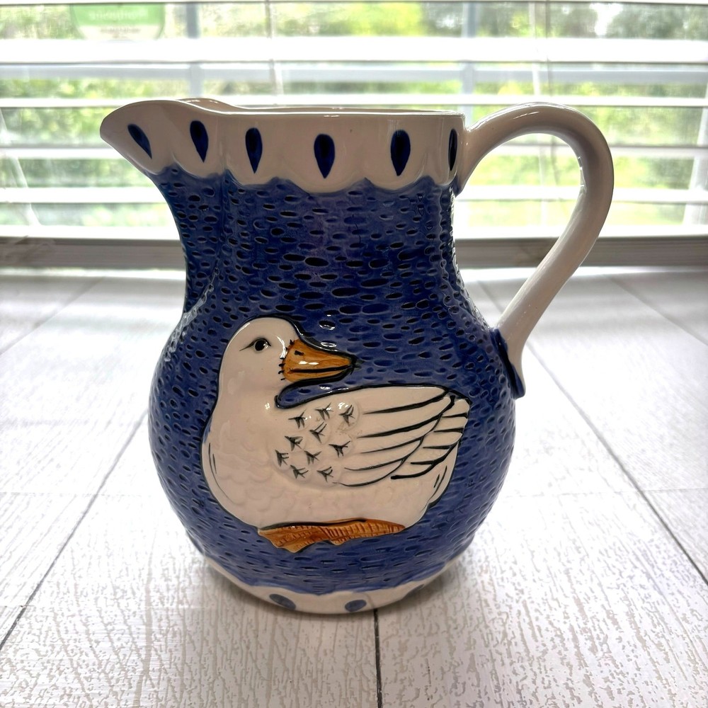 Sigma The Decorative Kitchen White Duck Blue Drink Pitcher