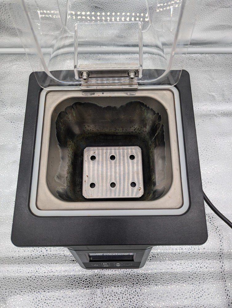 Polyscience WBE02 2L Water Bath Used See Ad