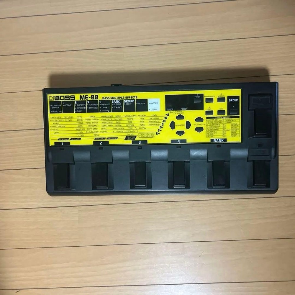 BOSS ME-8 multi-effector