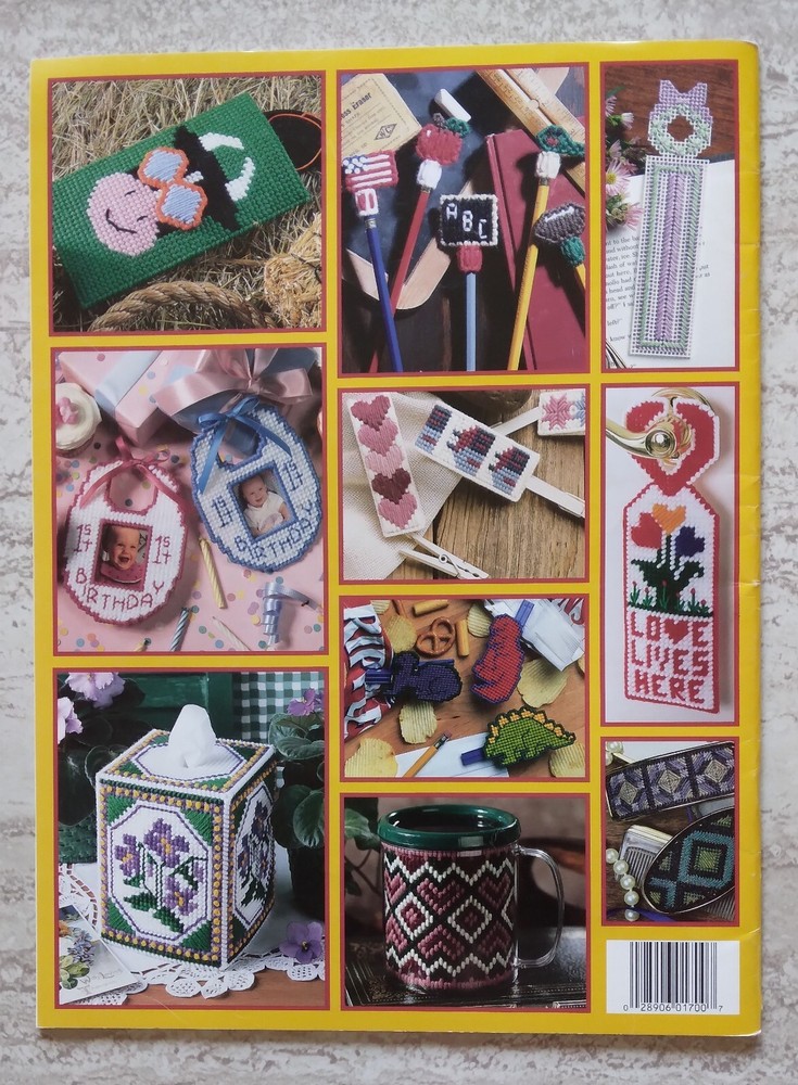 OUR BEST BAZAAR PROJECTS IN PLASTIC CANVAS Pattern Leaflet 1700 Leisure Arts