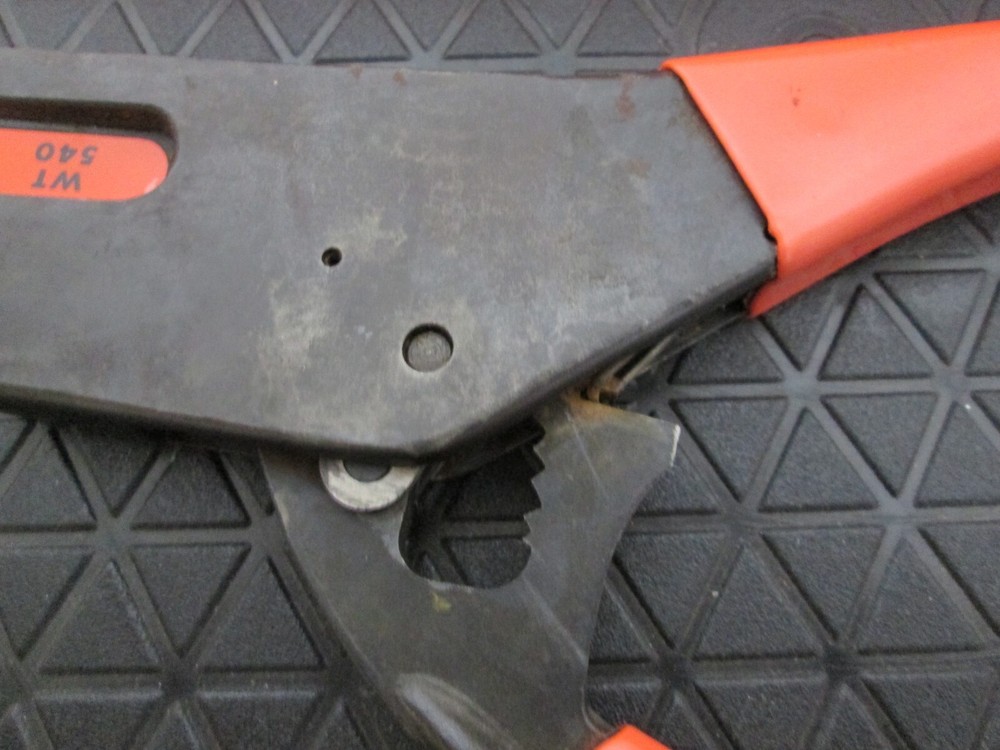 Thomas & Betts T&B WT540 Ratchet Crimp Tool Interchangeable Die Frame with case