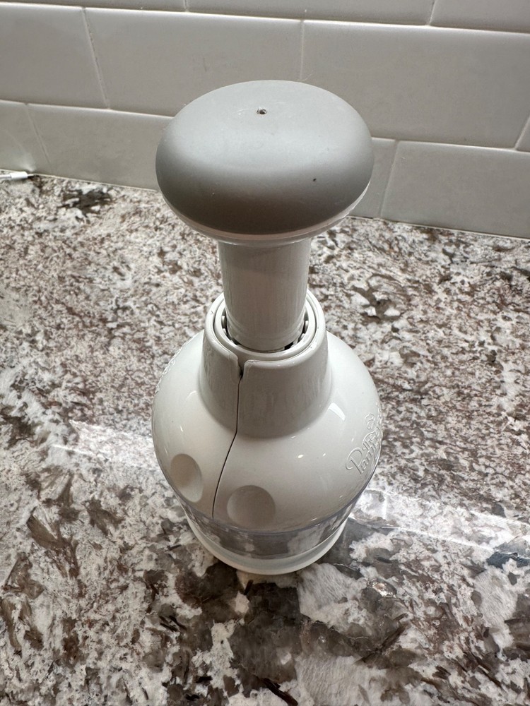Pampered Chef Food Chopper (Top-Down Push Function) White - #2585