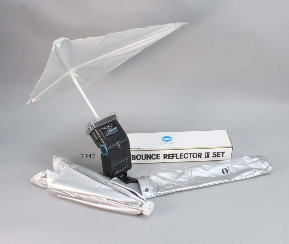 Minolta Bounce Reflector III Set Flash Accessory (7348)