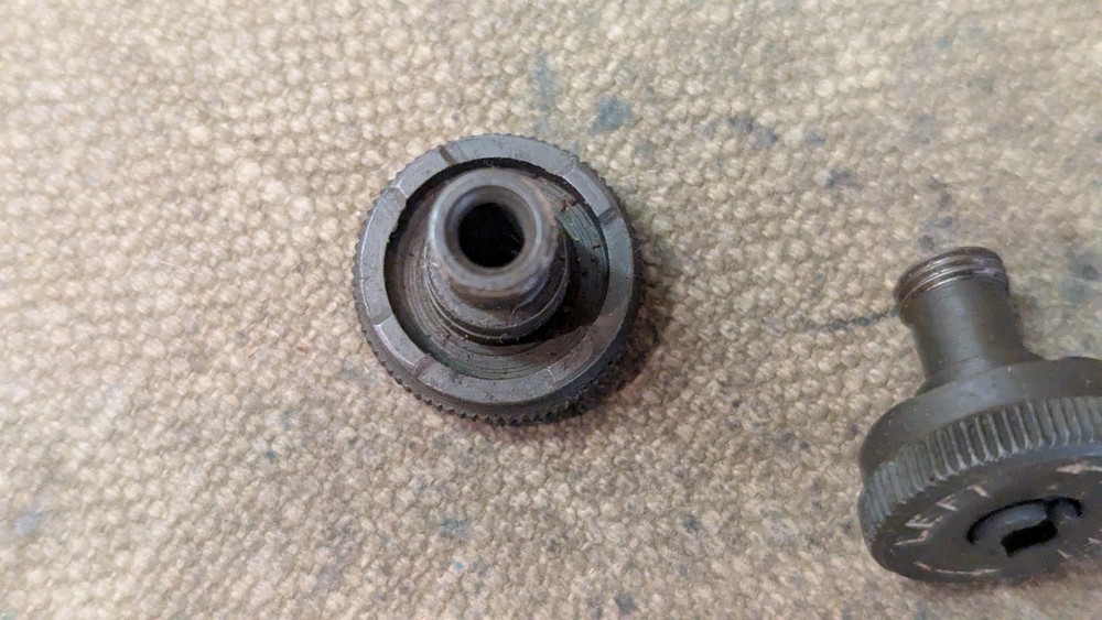 unmarked M1 Garand rear sight windage knobs