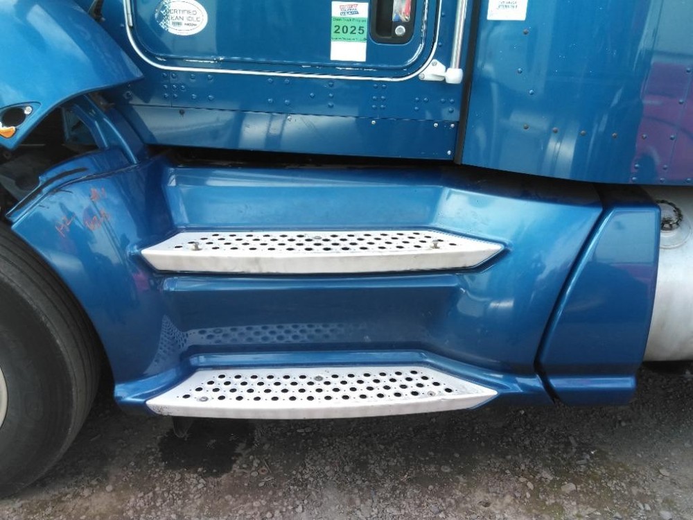 For 2012 KENWORTH T660 SIDE FAIRING Left ,  OR