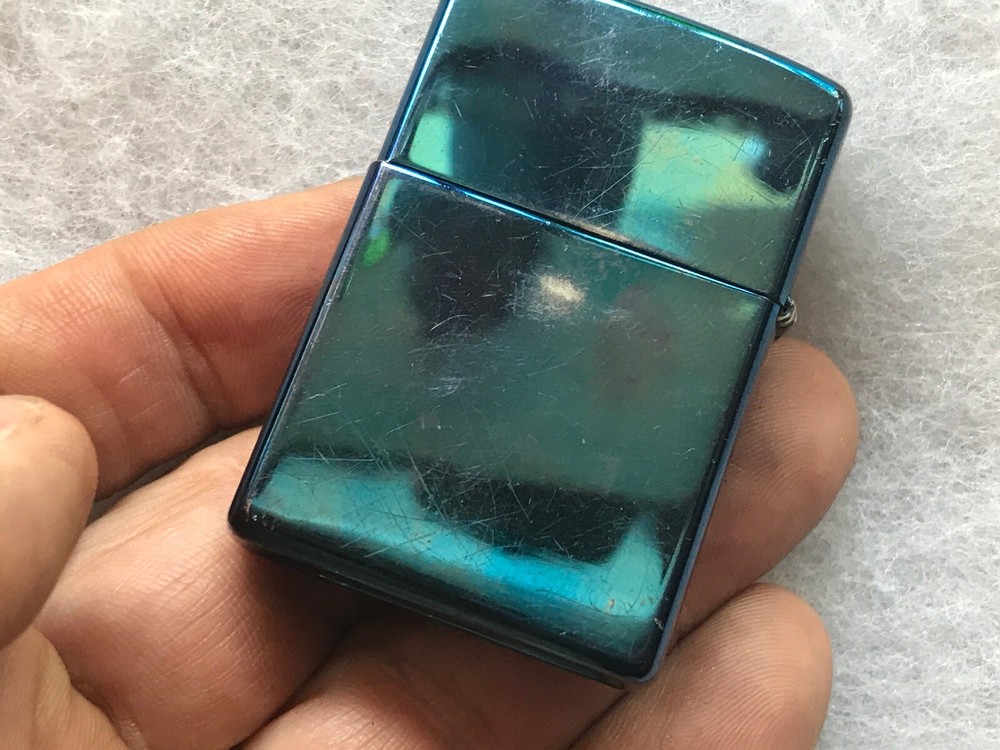 Metallic Blue Vintage ZIPPO CIGARETTE LIGHTER