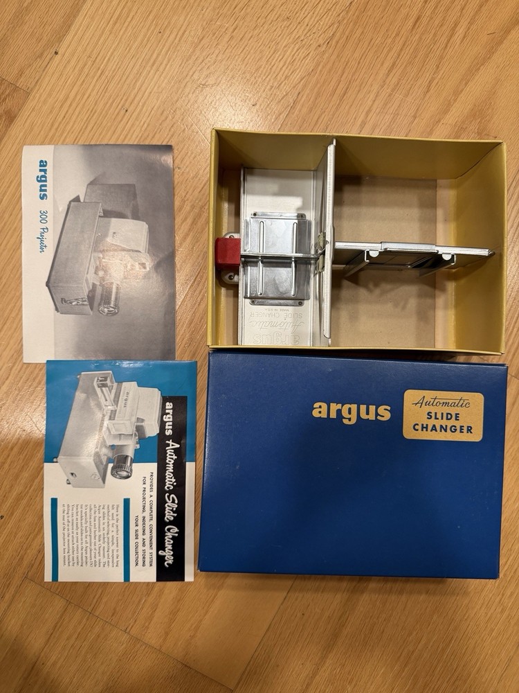 Argus Automatic Slide Changer in Box with Manual