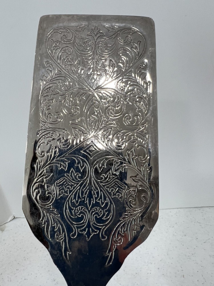 Vintage Silver Plated Serrated Lasagna, Pie, Cake, Server