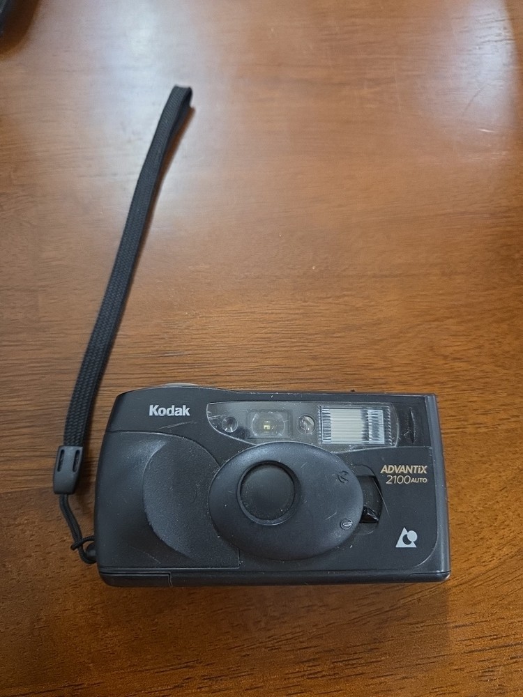 Kodak Adantix 2100auto Camera