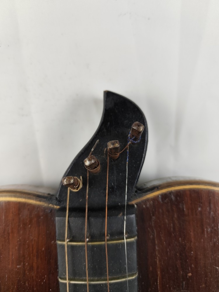 1900 Leaf Body 4 String Arch Psalter