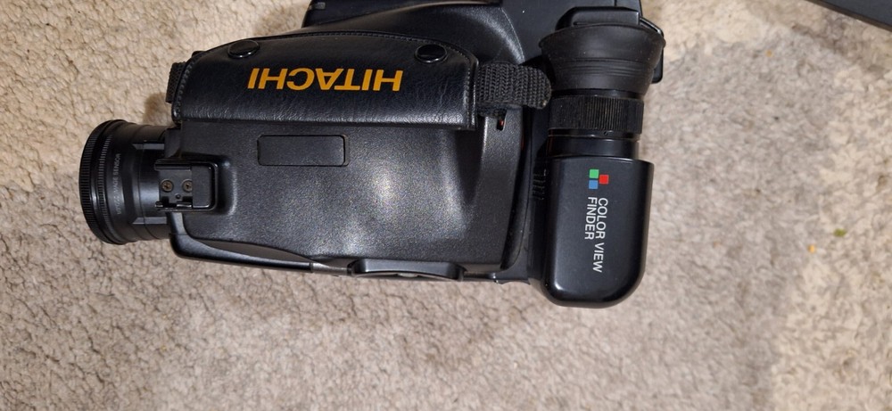 Hitachi VM e58A video camera Read Please