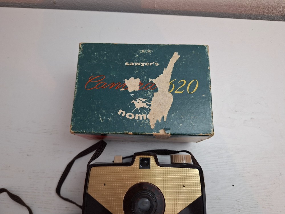 Sawyers Nomad Camera Pak 620 Original Box Untested
